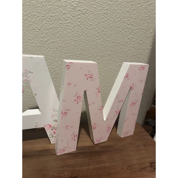 DREAM Wood Pink/White Hanging or Shelf Lettering Decor - Picture 11 of 11